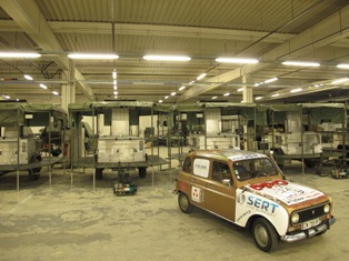 4L intérieur usine SERT